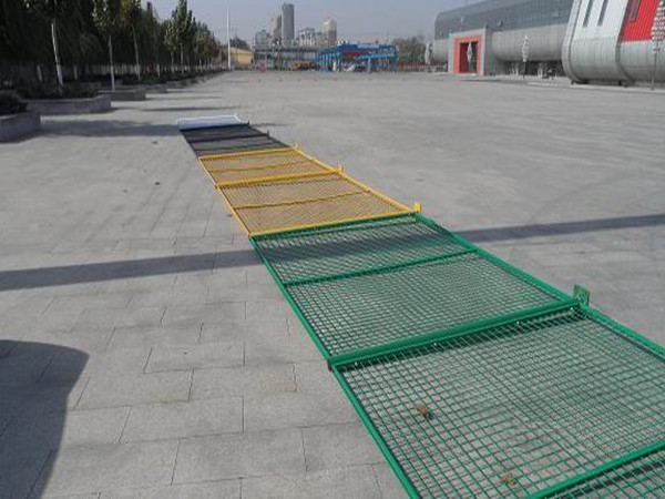 浸塑隔離網圖片4