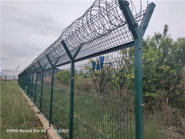 機場隔離柵圖片2