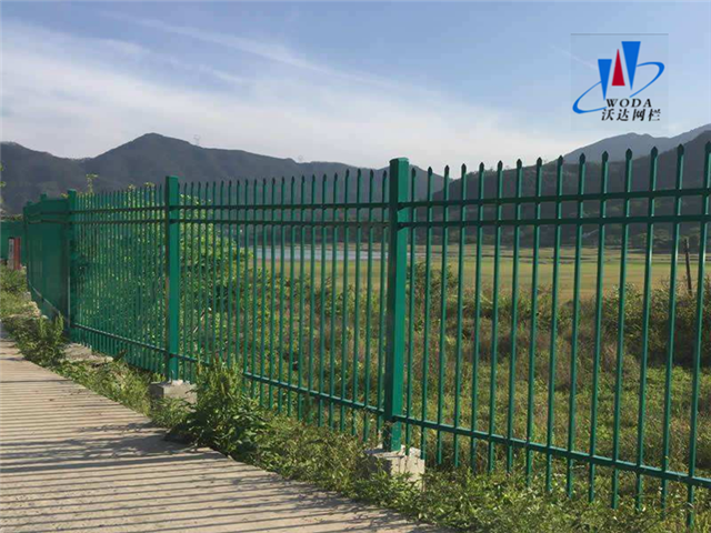 圍墻鐵藝護欄圖片4