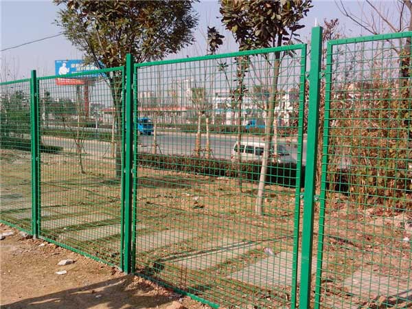 高速公路護欄網圖片5