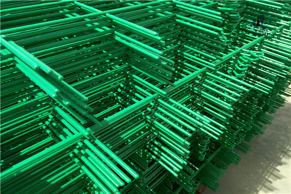 C型柱隔離柵圖片6